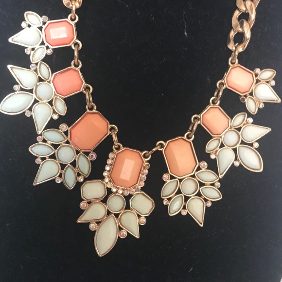 💋Necklace💋 - Picture 3 of 4